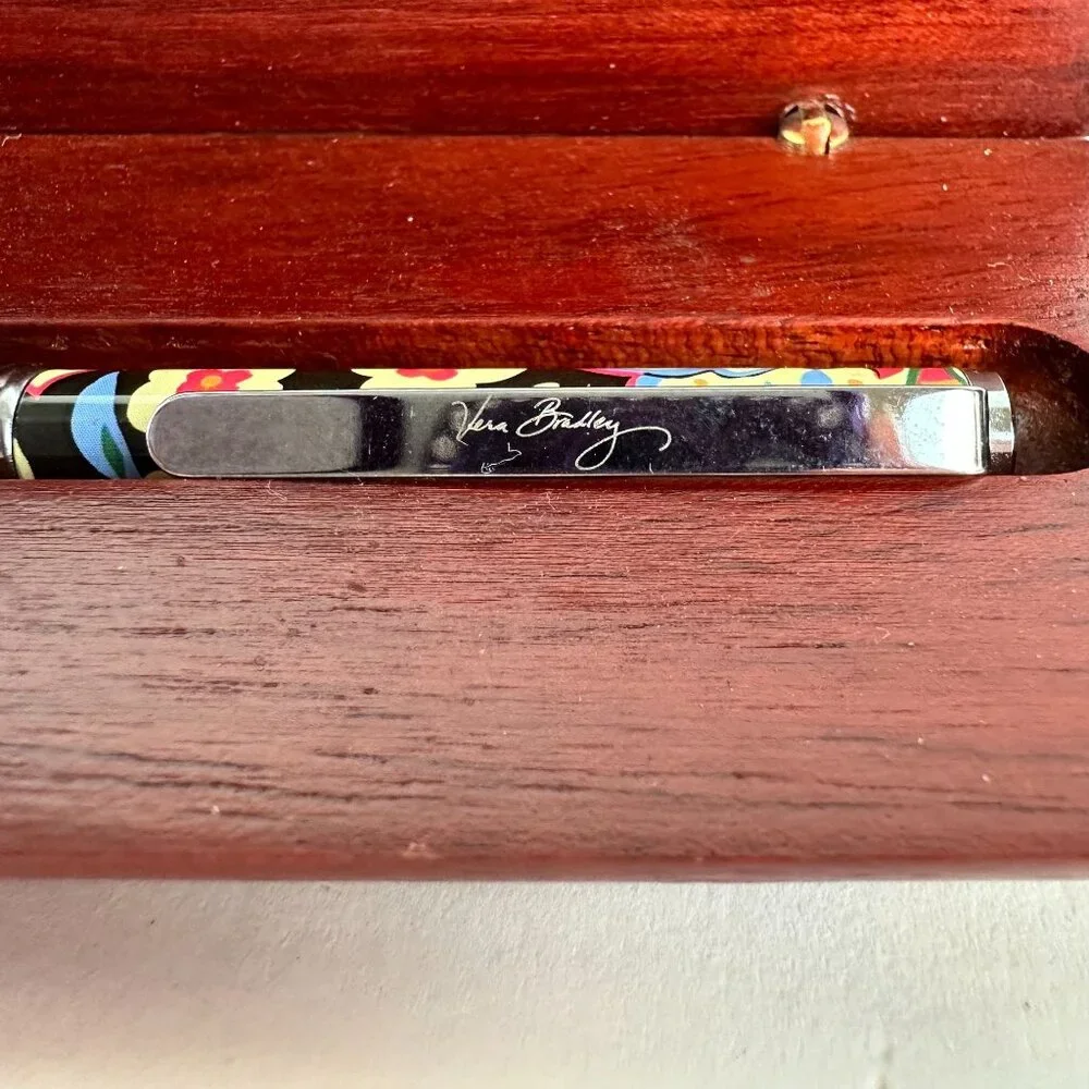 Vera Bradley Floral Patterned Ballpoint Pen With Wooden Case
